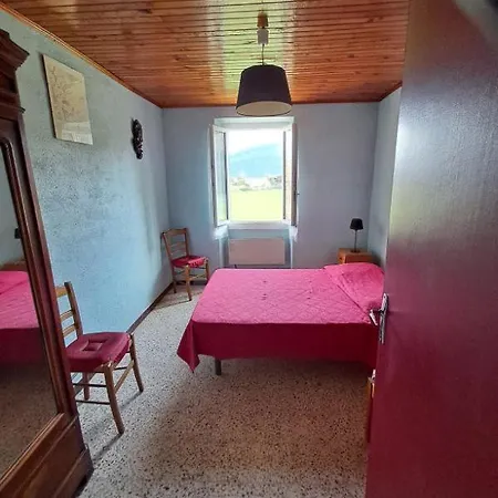 Semesterbostad Maison Garel